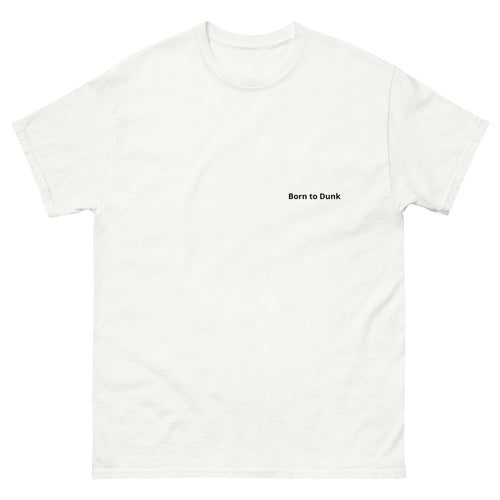 Introducing the BTD Classic, the tee that defines our culture's starting point. Designed for those who live and breathe basketball 24/7, this piece perfectly captures the player's ultimate duality: clean control off the court, explosive art inside the paint.
Why you’ll love it:
• Signature Front: A subtle, minimalist "Born to Dunk" logo placed cleanly on the left chest. The perfect touch of everyday branding.
• Statement Back: The back features a high-contrast urban graphic—a striking silhouette of a player